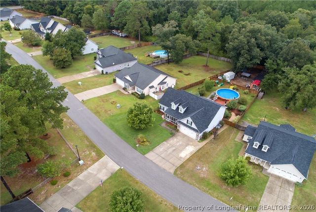 522 Hammond Farm Road, Hope Mills, NC 28348