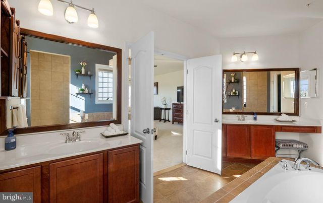 6616 OSBORNE HILL DR, Upper Marlboro, MD 20772