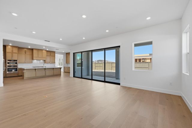 751 Bandera Dr, Rocklin, CA 95765