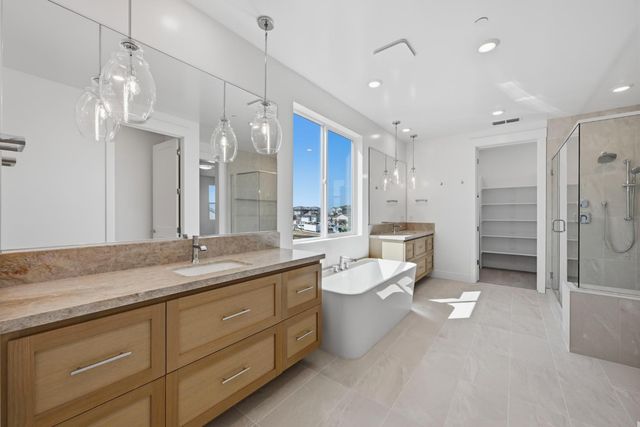 751 Bandera Dr, Rocklin, CA 95765