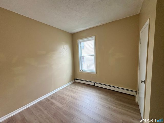 202 Bellevue Street A, Hartford, CT 06120