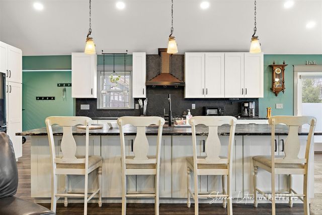 15777 Rannes Street, Spring Lake, MI 49456