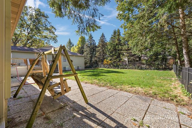 15777 Rannes Street, Spring Lake, MI 49456