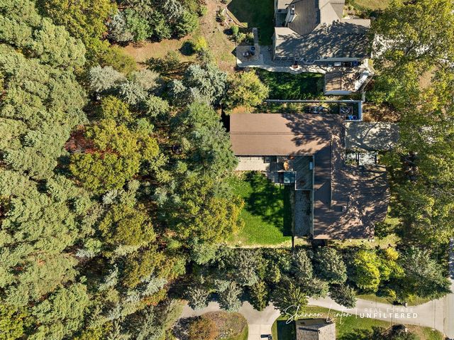 15777 Rannes Street, Spring Lake, MI 49456