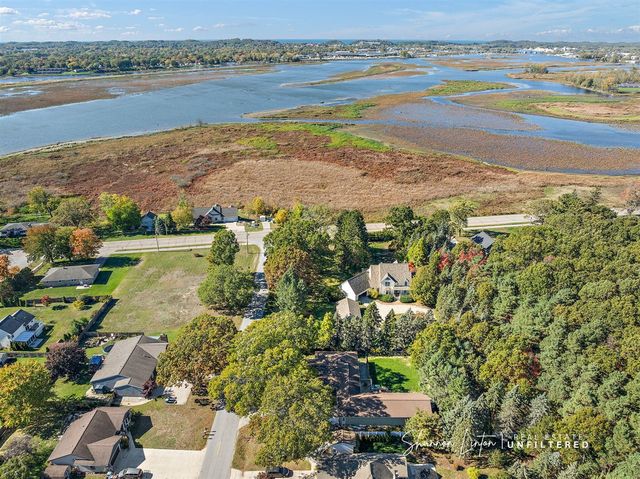 15777 Rannes Street, Spring Lake, MI 49456