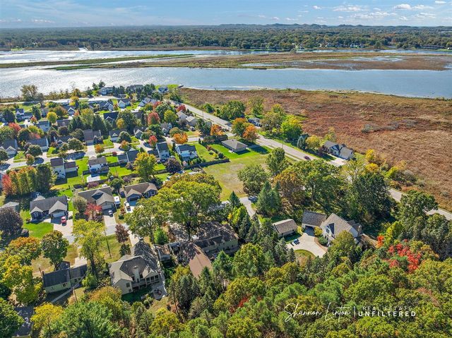 15777 Rannes Street, Spring Lake, MI 49456