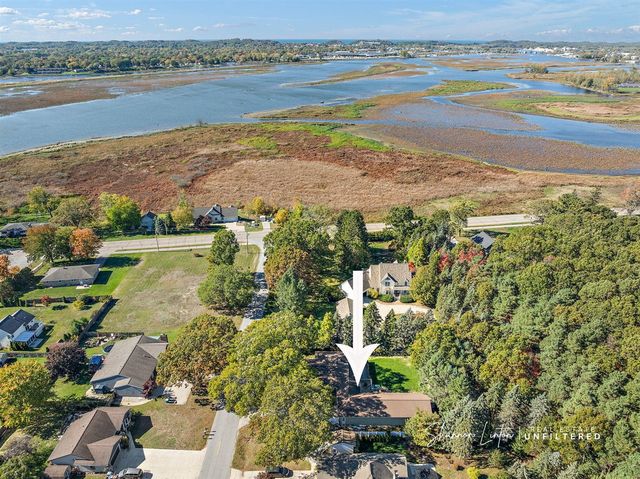 15777 Rannes Street, Spring Lake, MI 49456