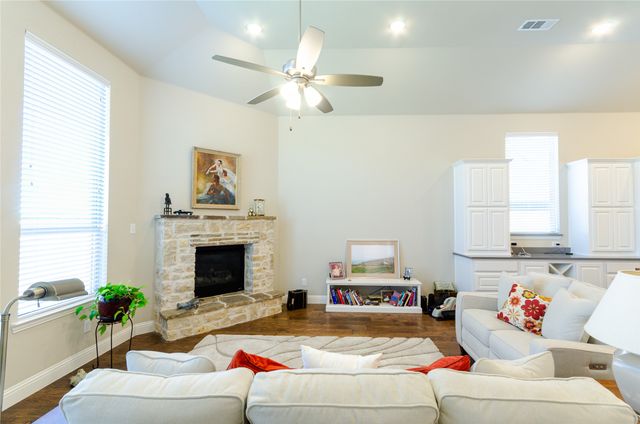 3205 Hickory Bend Trail, Mckinney, TX 75071