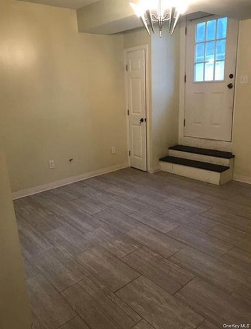 32 City Terrace N, Newburgh, NY 12550