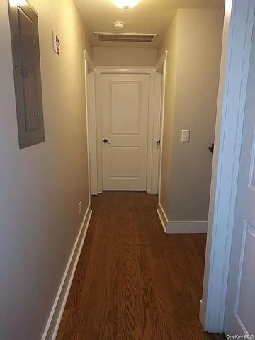 32 City Terrace N, Newburgh, NY 12550