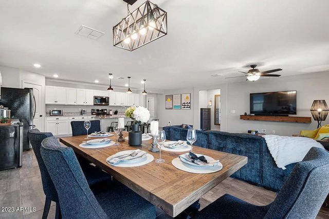 3915 E LIBERTY Lane, Gilbert, AZ 85296