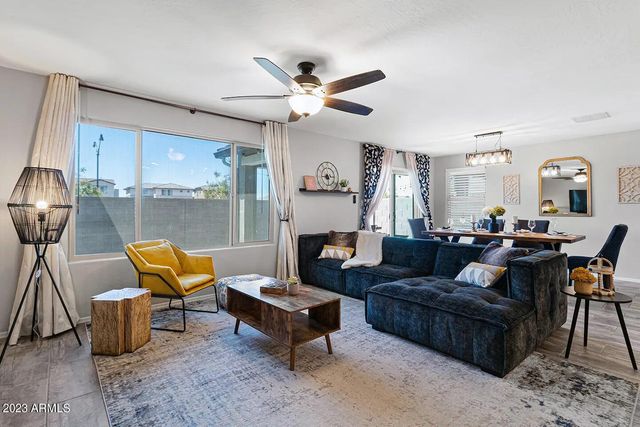 3915 E LIBERTY Lane, Gilbert, AZ 85296