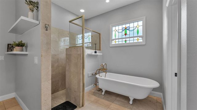 5155 LAKE DEESON WOODS COURT, Lakeland, FL 33805