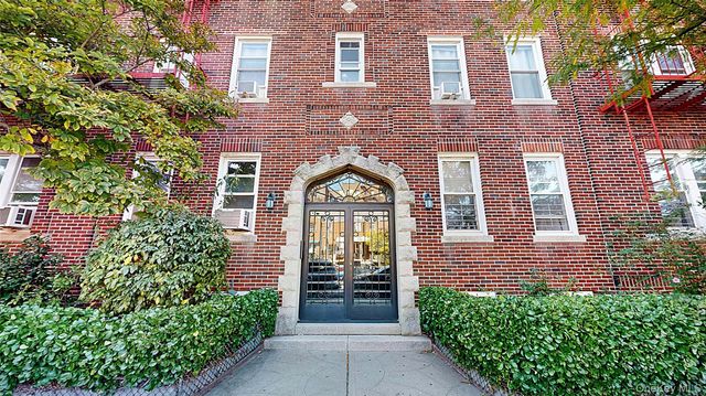 45-14 43rd Street 1E, Sunnyside, NY 11104