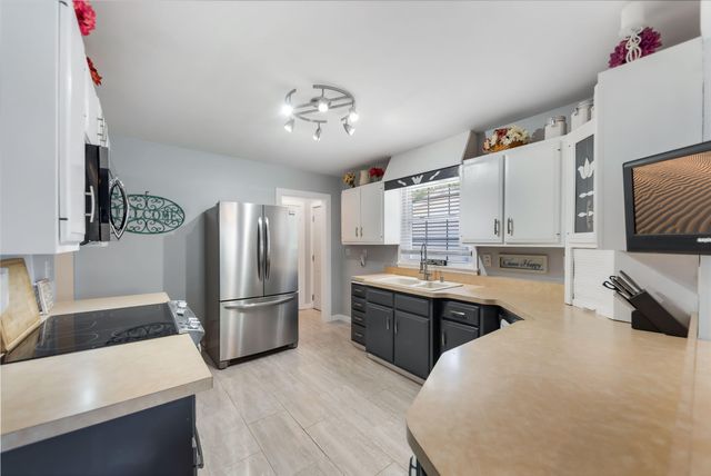 2404 Monroe Street, La Porte, IN 46350