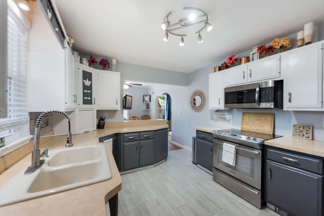2404 Monroe Street, La Porte, IN 46350