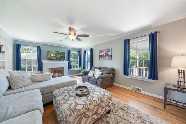 2404 Monroe Street, La Porte, IN 46350