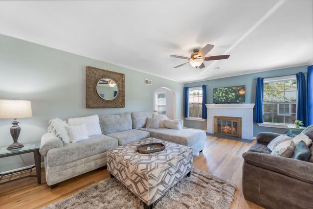 2404 Monroe Street, La Porte, IN 46350