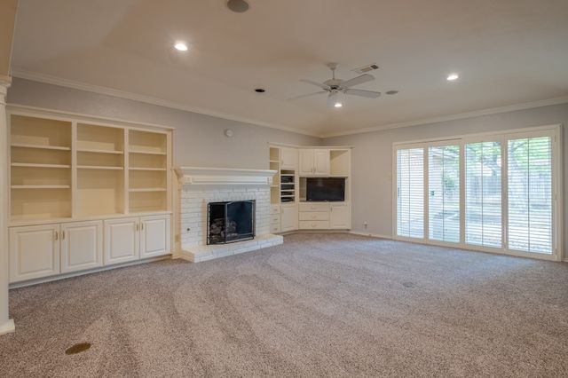 2103 Juanita Drive, Arlington, TX 76013