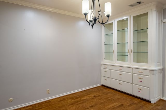 2103 Juanita Drive, Arlington, TX 76013