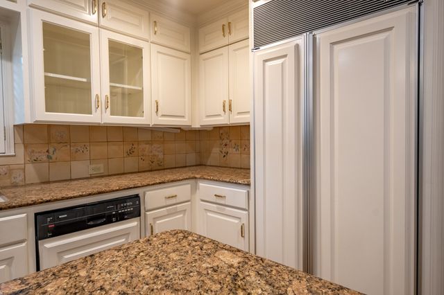 2103 Juanita Drive, Arlington, TX 76013
