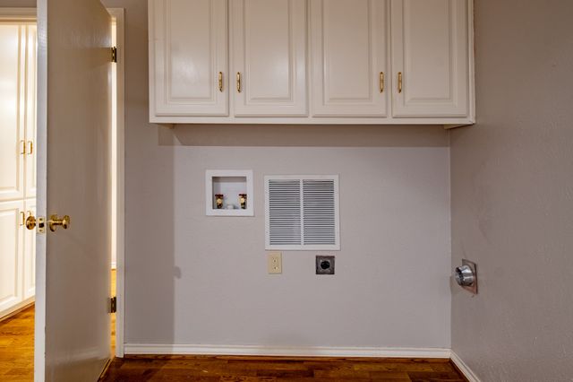 2103 Juanita Drive, Arlington, TX 76013
