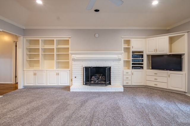 2103 Juanita Drive, Arlington, TX 76013