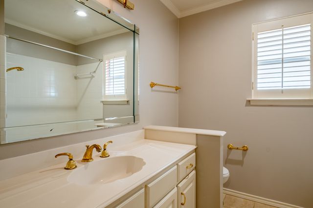 2103 Juanita Drive, Arlington, TX 76013