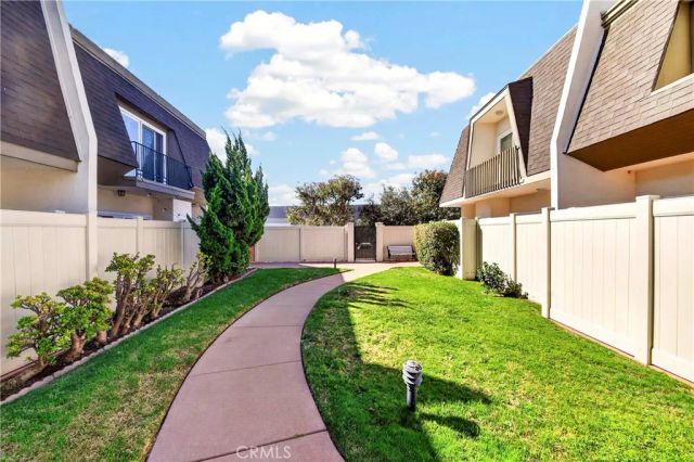 2592 W 235th Street, Torrance, CA 90505