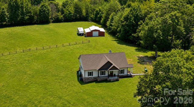 14 Daisy Lane, Taylorsville, NC 28681