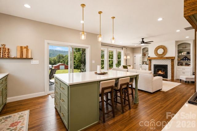 14 Daisy Lane, Taylorsville, NC 28681