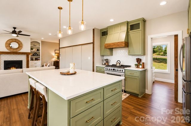14 Daisy Lane, Taylorsville, NC 28681