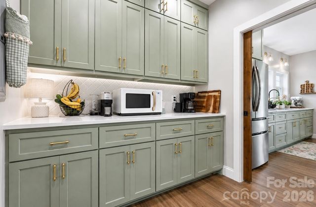 14 Daisy Lane, Taylorsville, NC 28681