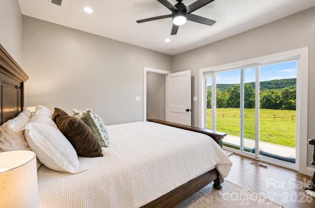 14 Daisy Lane, Taylorsville, NC 28681