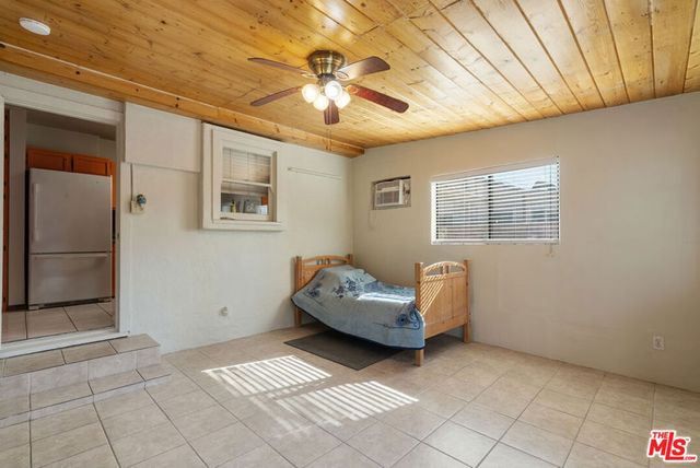 1831 N Buena Vista Street, Burbank, CA 91505