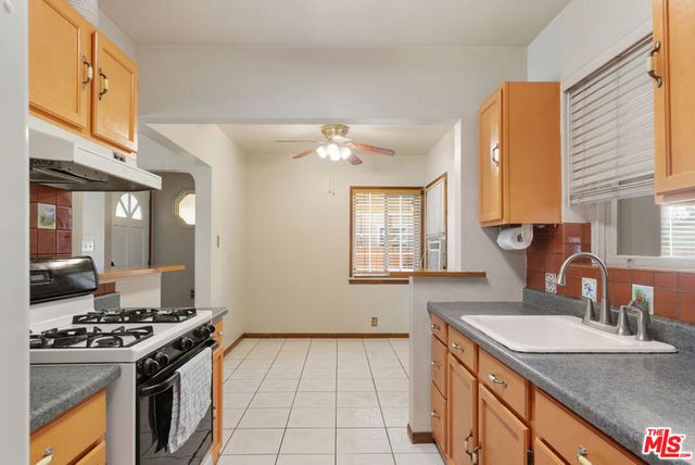 1831 N Buena Vista Street, Burbank, CA 91505