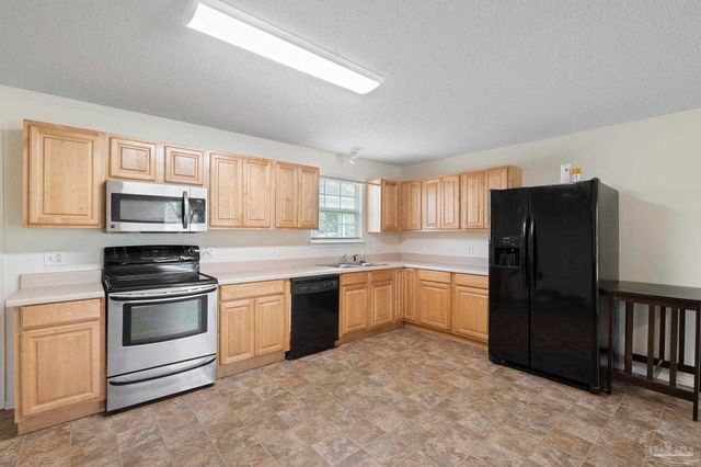 1716 N S St, Pensacola, FL 32505
