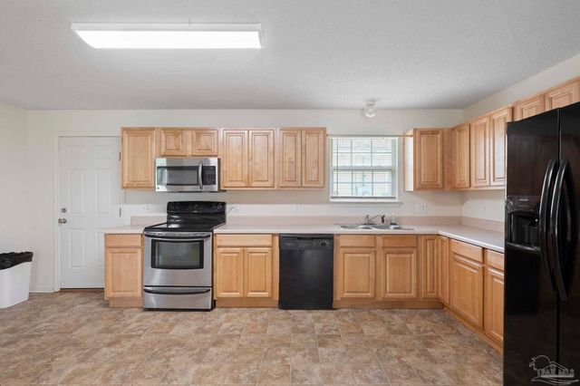 1716 N S St, Pensacola, FL 32505