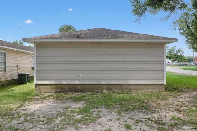 1716 N S St, Pensacola, FL 32505