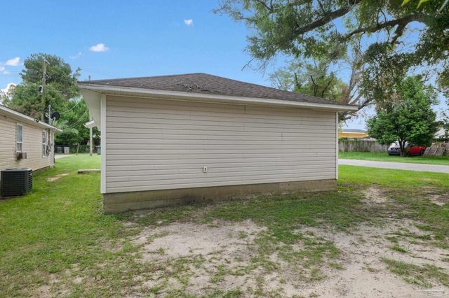 1716 N S St, Pensacola, FL 32505