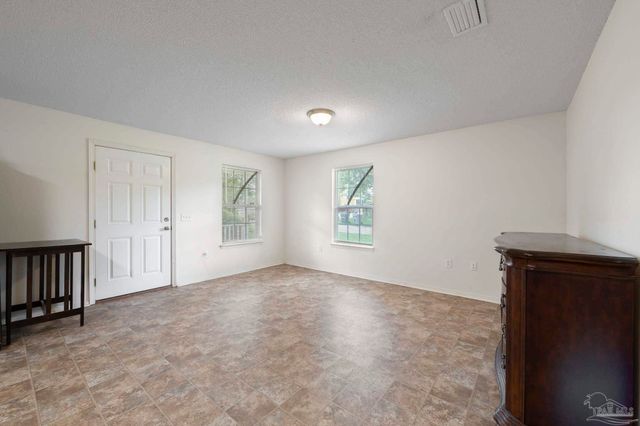 1716 N S St, Pensacola, FL 32505