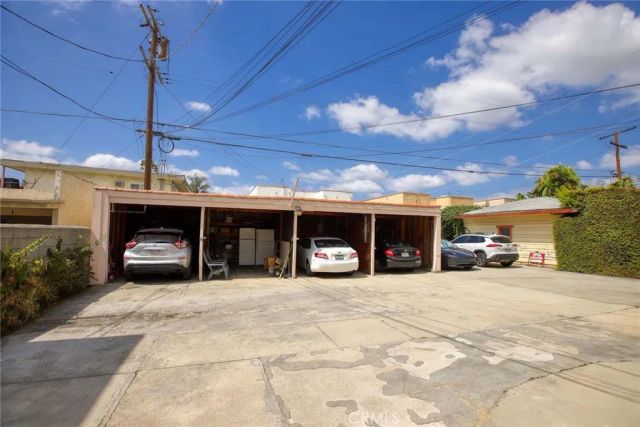 1547 S Wilton, Los Angeles, CA 90019