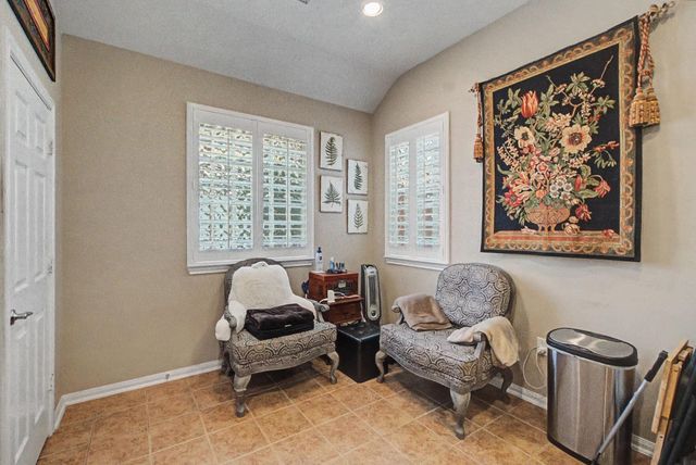 46 S Dylanshire Circle, Conroe, TX 77384