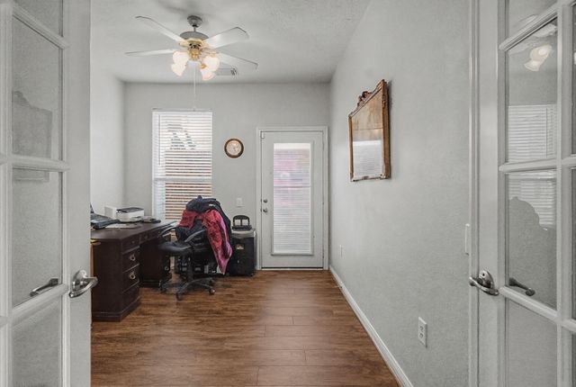 46 S Dylanshire Circle, Conroe, TX 77384