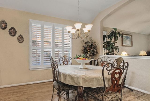 46 S Dylanshire Circle, Conroe, TX 77384