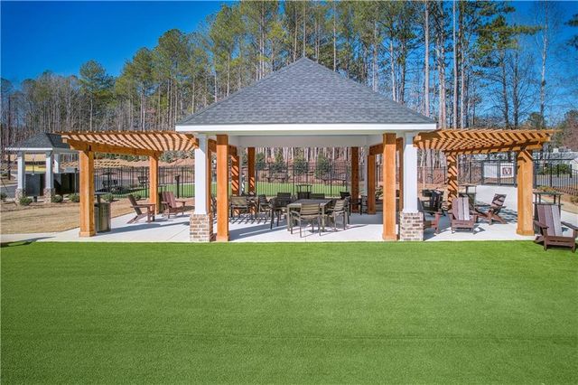 5669 Tillman Way, Powder Springs, GA 30127