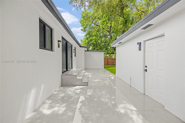 1980 SW 32nd Avenue, Miami, FL 33145