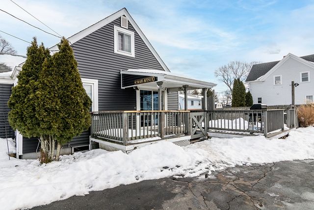 90 Massachusetts Avenue, Warwick, RI 02888