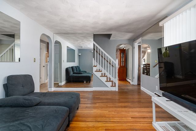 90 Massachusetts Avenue, Warwick, RI 02888