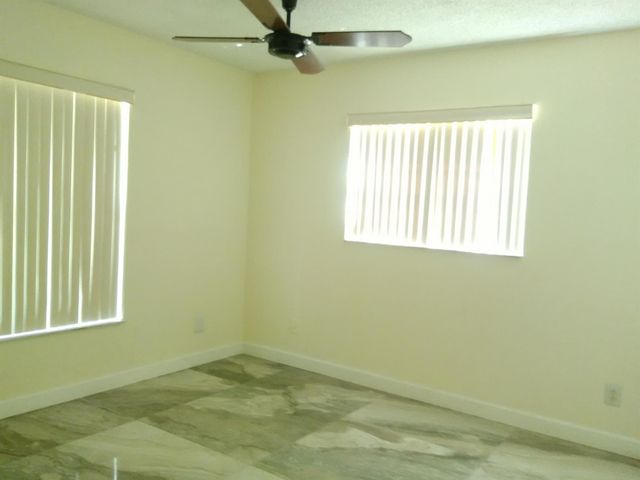 2321 Ida Way 27a, West Palm Beach, FL 33415